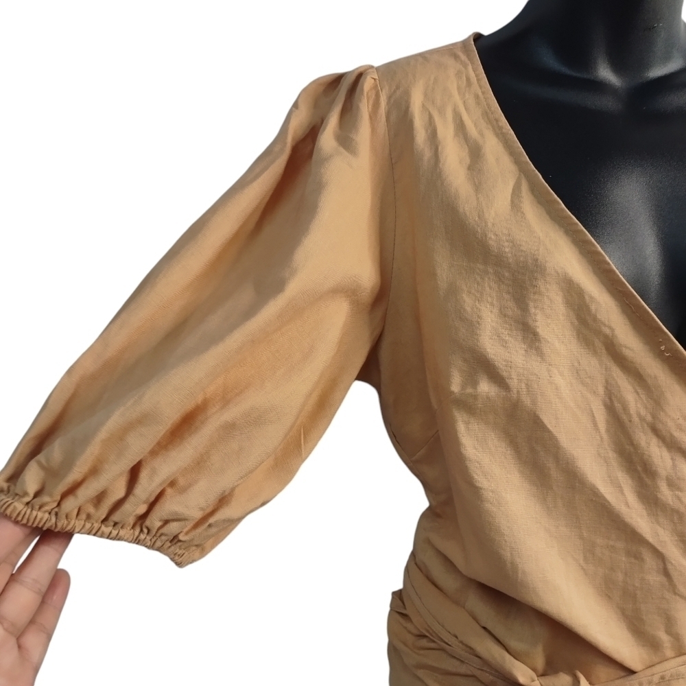 Charlie Holiday Saint Wrap Top Women's Almond Wrap Top Size M NWT - Picture 5 of 10